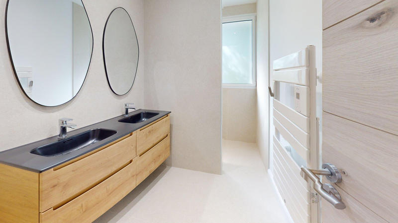 Villa - 340 m² - 12 pièces