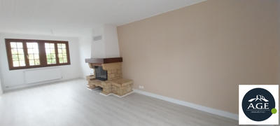 Maison - 102 m² - 5 pièces