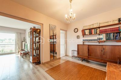 Appartement - 83 m² - 3 pièces