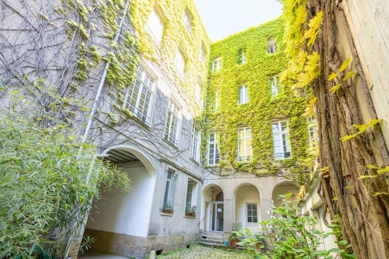 Appartement - 177 m² - 8 pièces