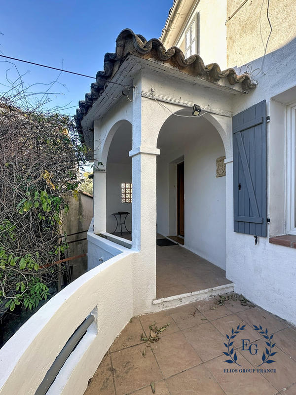 Maison traditionnelle - 160 m² - 6 pièces