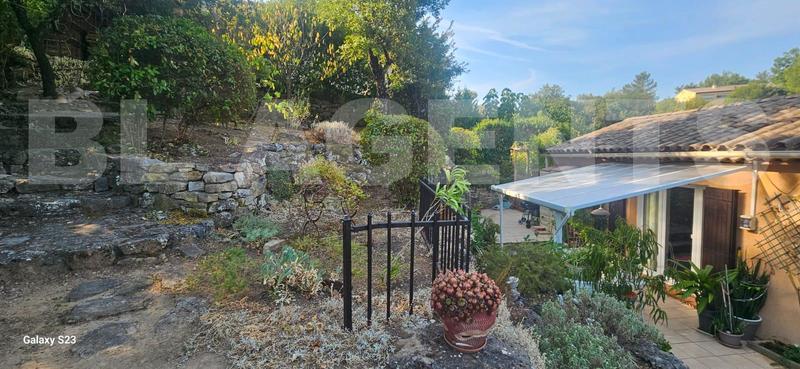 Maison traditionnelle - 124 m² - 5 pièces