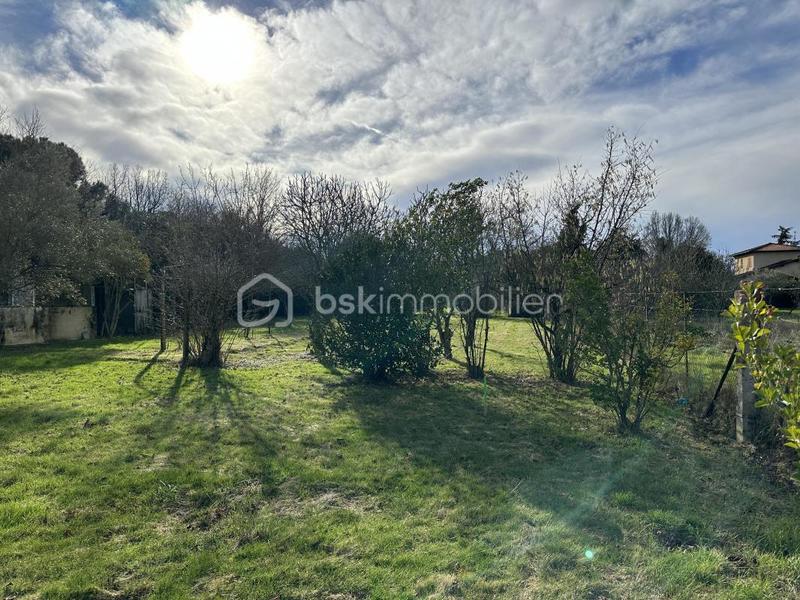 Terrain constructible - 1 150 m²