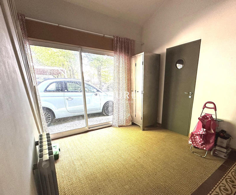 Maison traditionnelle - 143 m² - 6 pièces