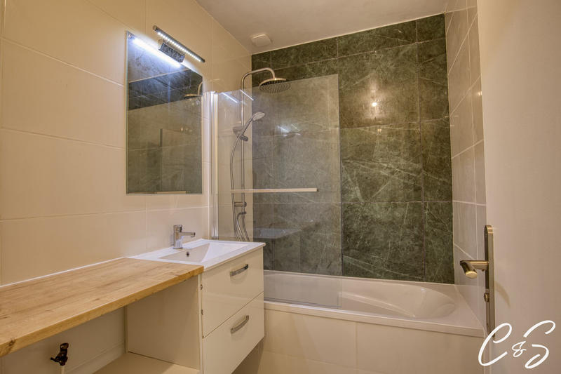 Maison - 84 m² - 4 pièces