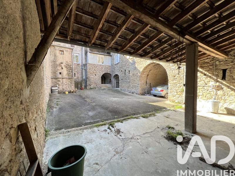 Maison - 188 m² - 5 pièces