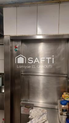 Local commercial - 96 m² - 1 pièce