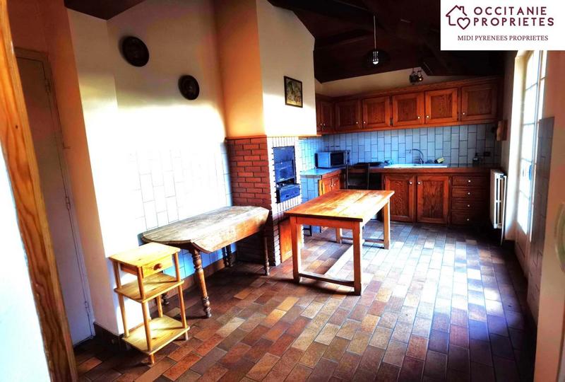 Villa - 170 m² - 9 pièces