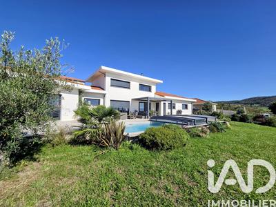 Maison de maîtres - 148 m² - 5 pièces