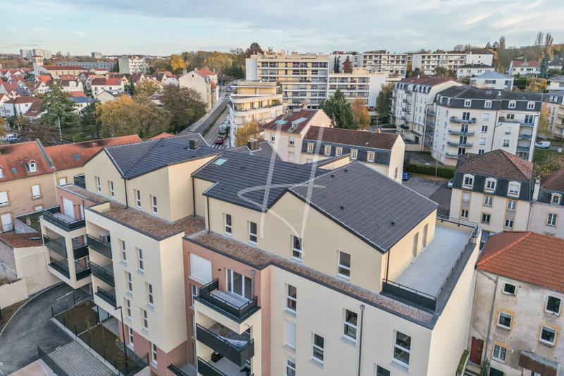 Appartement - 105 m² - 5 pièces