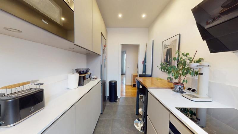 Appartement - 85 m² - 3 pièces