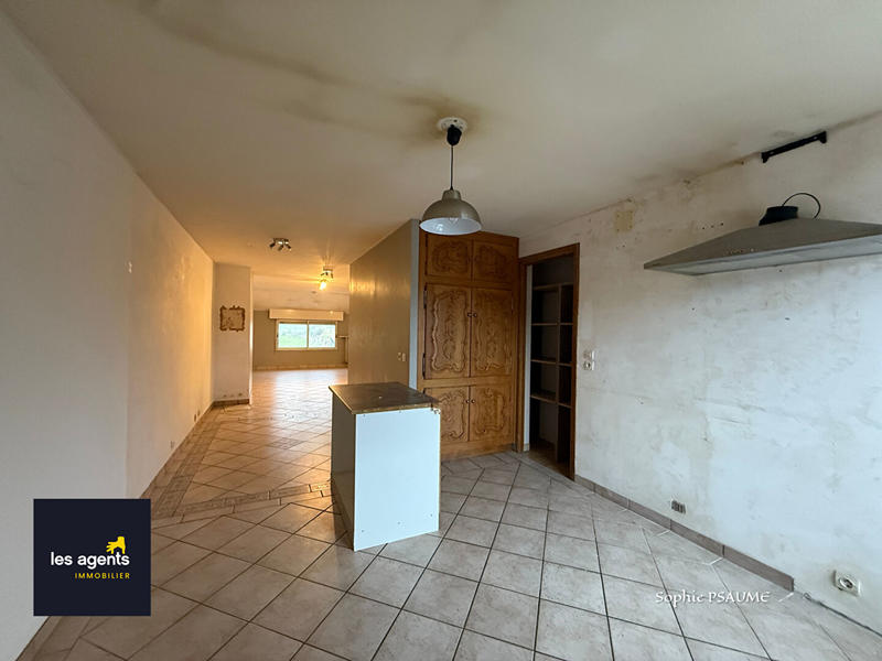 Maison - 185 m² - 9 pièces