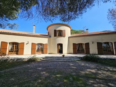Villa - 250 m² - 6 pièces