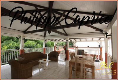 Maison - 443 m² - 16 pièces