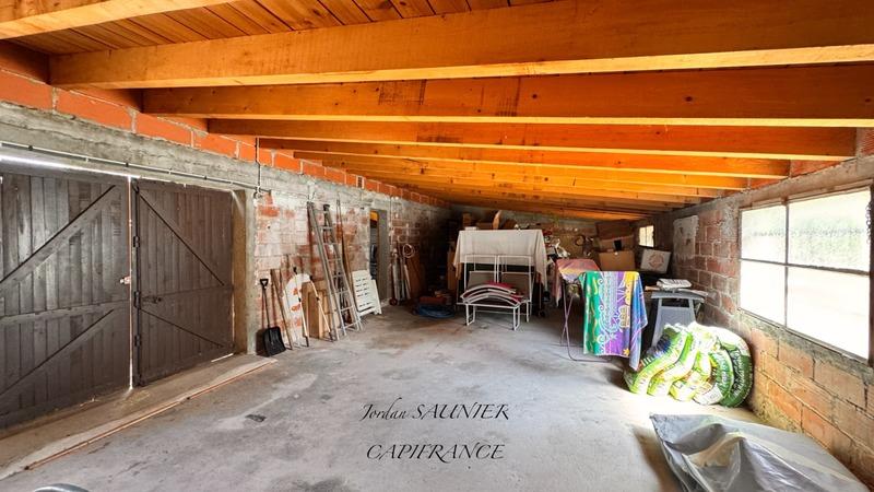 Maison - 230 m² - 10 pièces