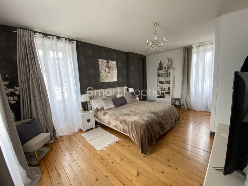 Maison - 140 m² - 6 pièces