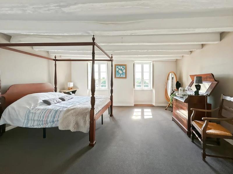 Duplex - 260 m² - 10 pièces