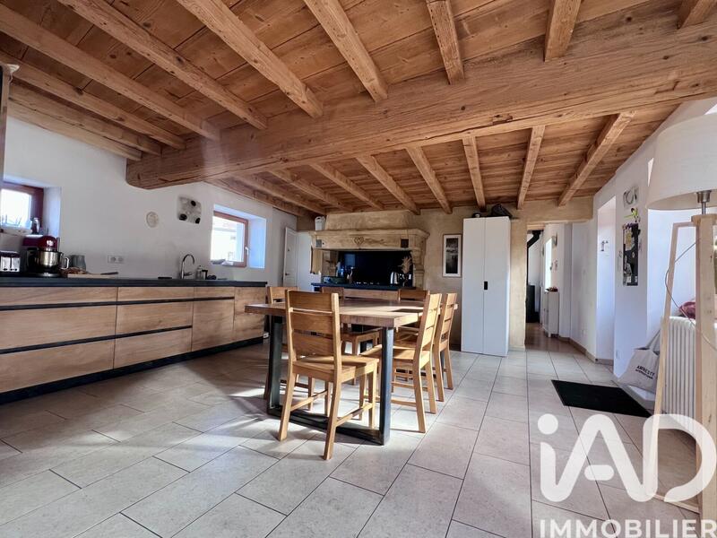 Maison - 157 m² - 6 pièces