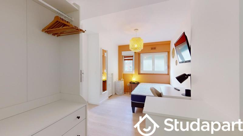 Chambre - 9 m² - 1 pièce