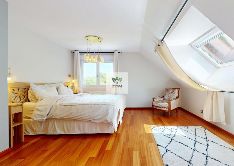 Maison - 160 m² - 6 pièces