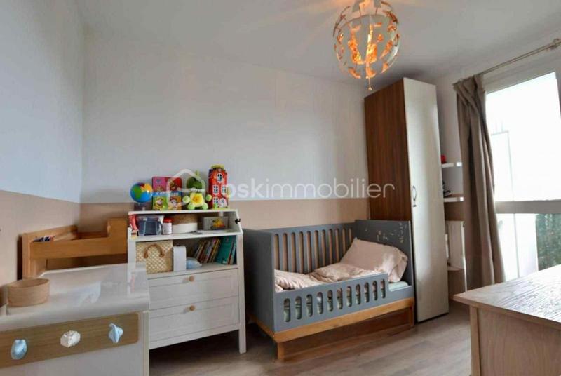 Appartement - 77 m² - 4 pièces