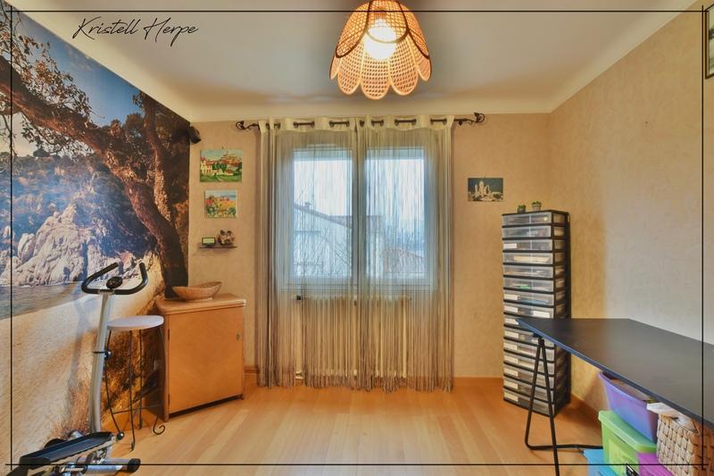 Maison - 164 m² - 6 pièces