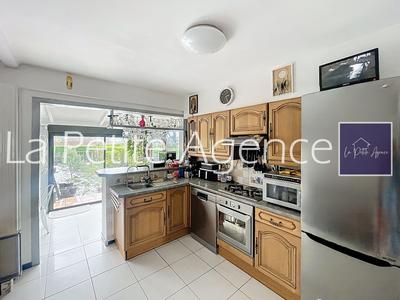 Maison - 133 m² - 6 pièces