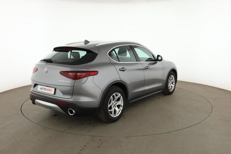 Alfa Romeo Stelvio 2.2 Diesel Super At8 180 ch