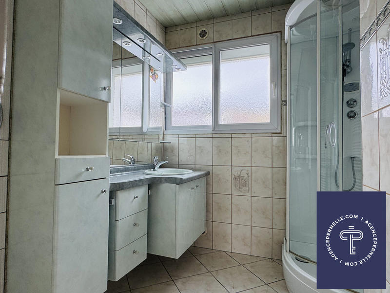 Maison - 124 m² - 8 pièces