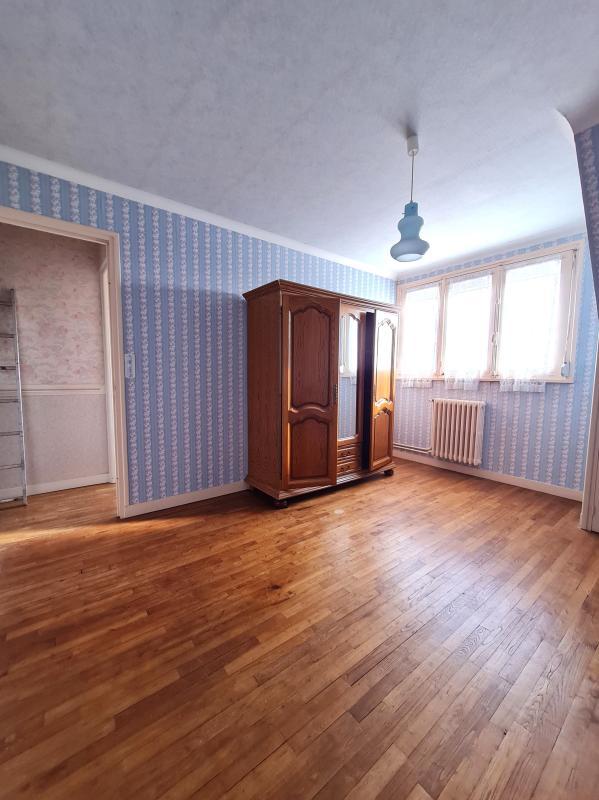 Maison - 137 m² - 7 pièces