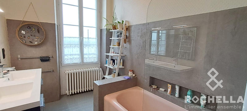 Maison ancienne - 320 m² - 10 pièces