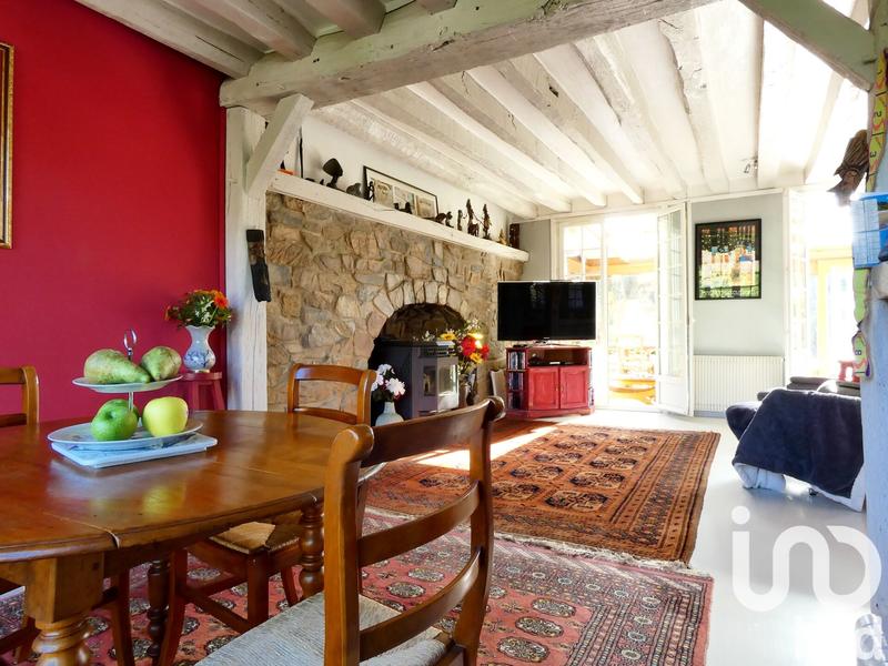 Maison - 203 m² - 9 pièces