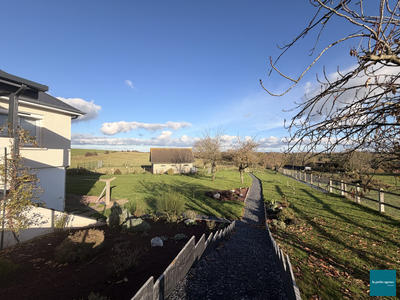 Maison - 105 m² - 5 pièces