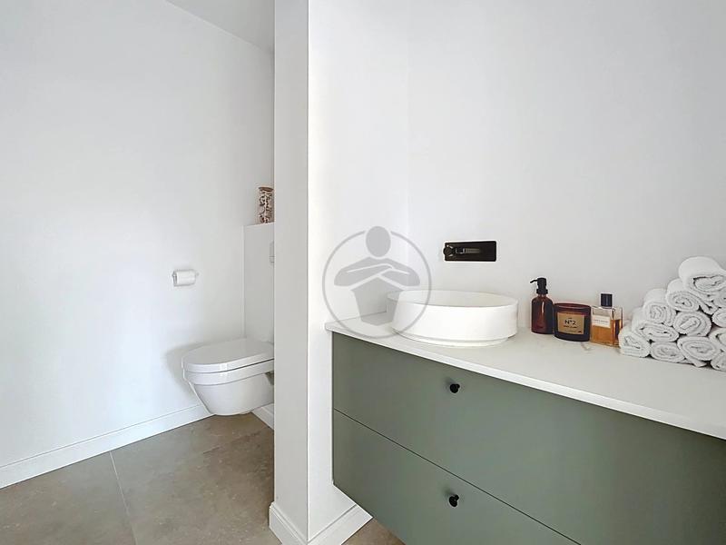 Maison - 183 m² - 6 pièces