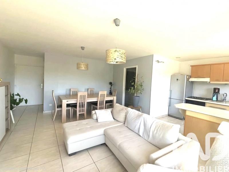 Maison - 280 m² - 5 pièces