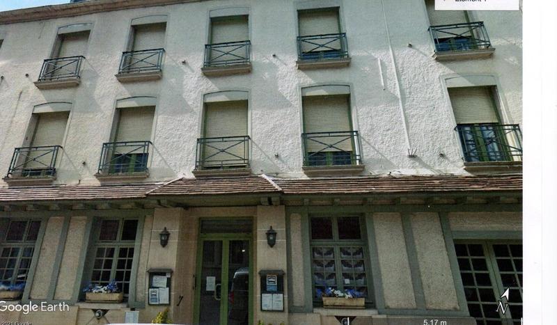 Propriété - 1 200 m² - 50 pièces