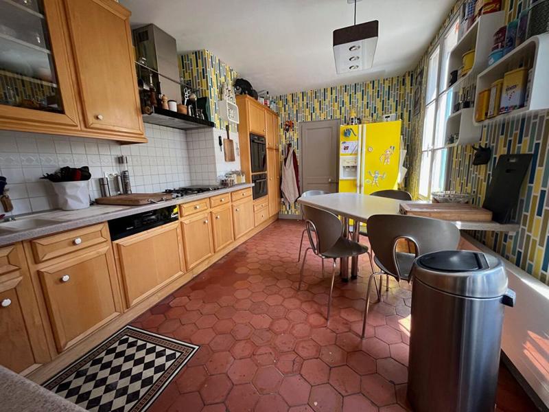 Maison - 200 m² - 7 pièces