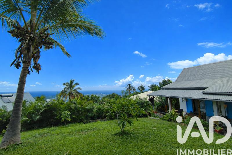 Maison - 94 m² - 4 pièces