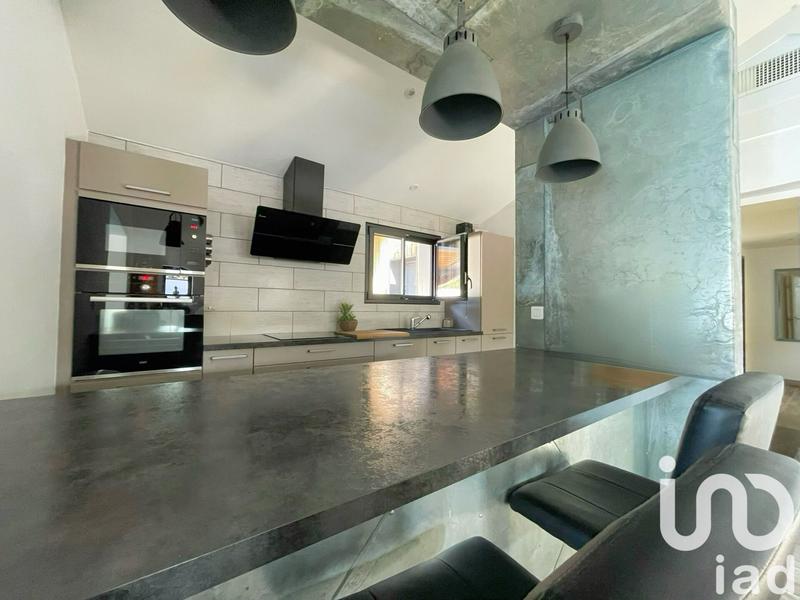 Maison - 190 m² - 6 pièces