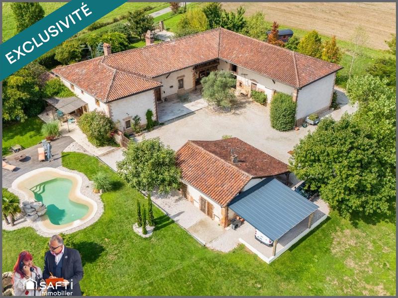 Maison - 327 m² - 7 pièces