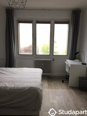 Chambre - 15 m² - 1 pièce