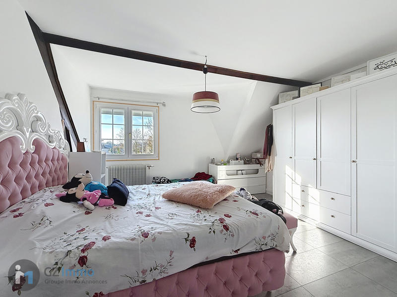 Maison - 246 m² - 6 pièces