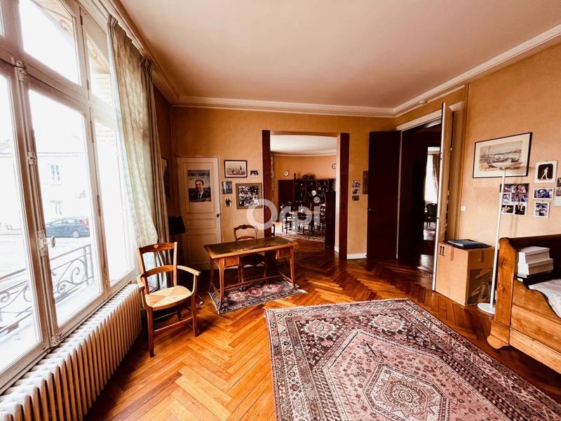 Appartement - 127 m² - 4 pièces