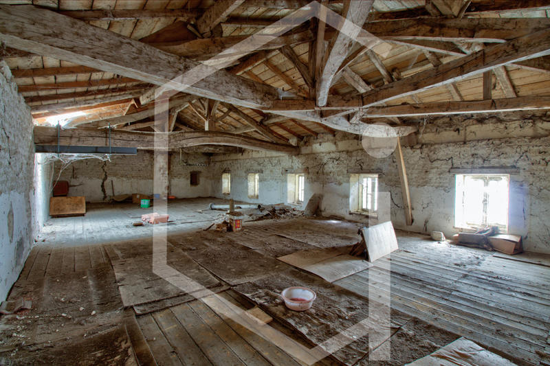 Maison - 200 m² - 4 pièces