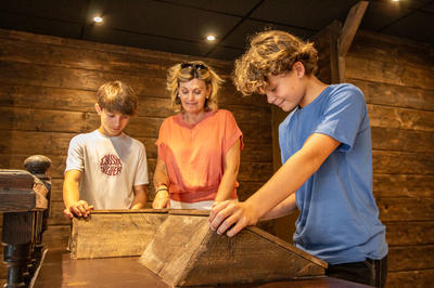 Découvrir en s'amusant et surprise de Noël