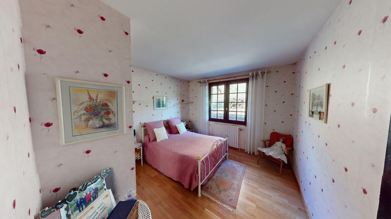 Maison - 200 m² - 5 pièces