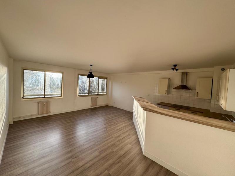 Appartement - 72 m² - 3 pièces