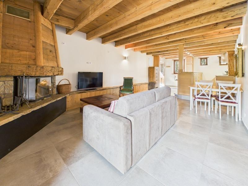 Châlet - 304 m² - 9 pièces