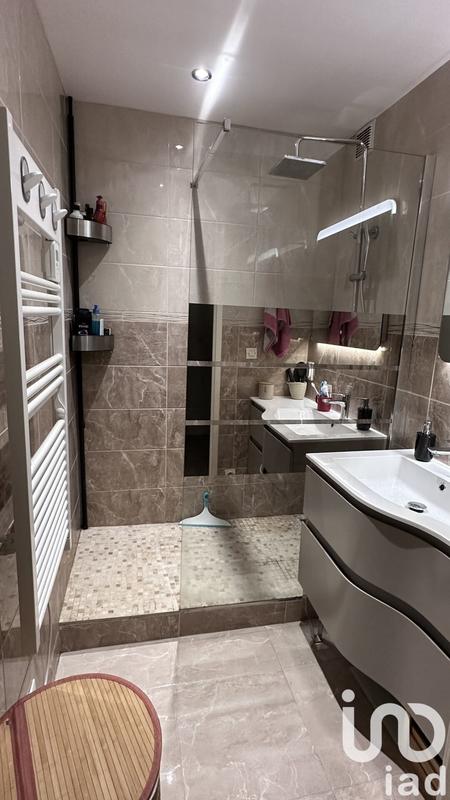 Appartement - 61 m² - 3 pièces