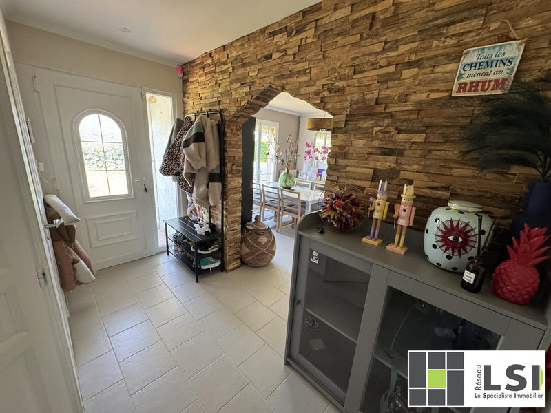 Maison - 121 m² - 6 pièces